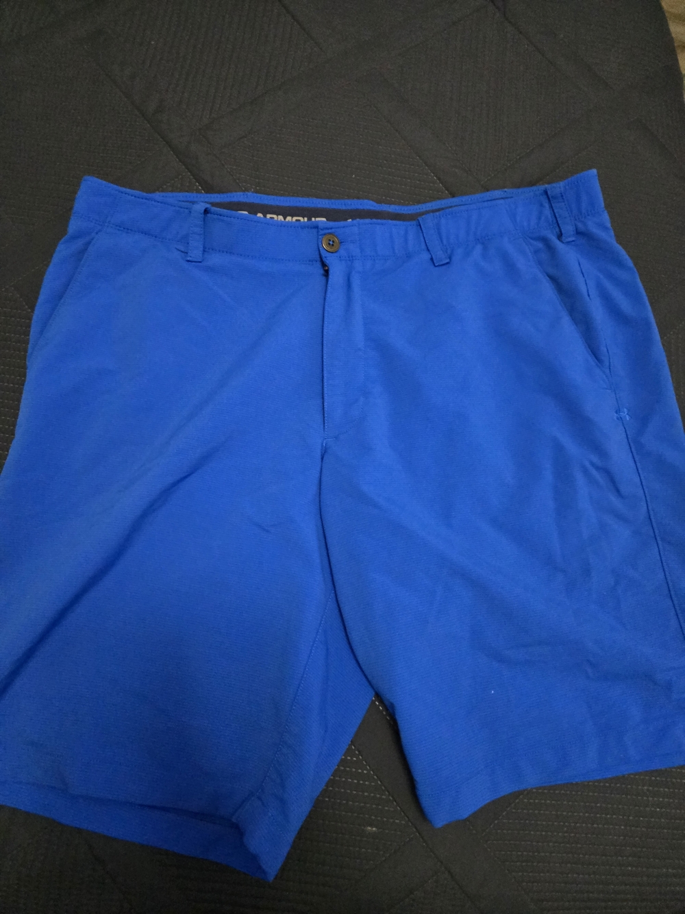 Under Armour Men's Blue Performance Gold Shorts Loose Fit Size 42